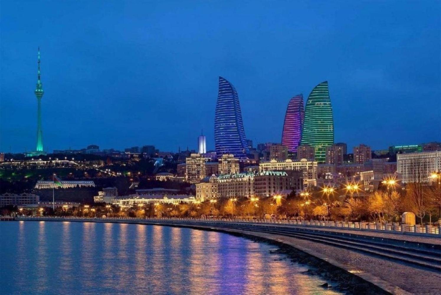 R Studios Old Baku Luaran gambar